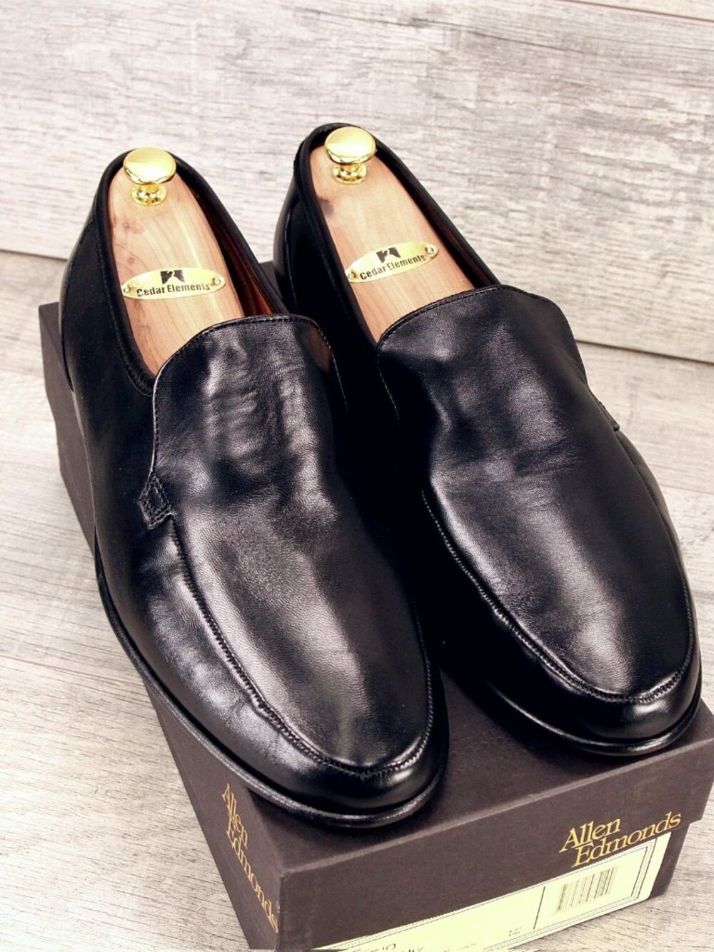 * NIB * $295 Allen Edmonds LUGANO Italian Loafer 13 EE Wide * add $15 new Trees